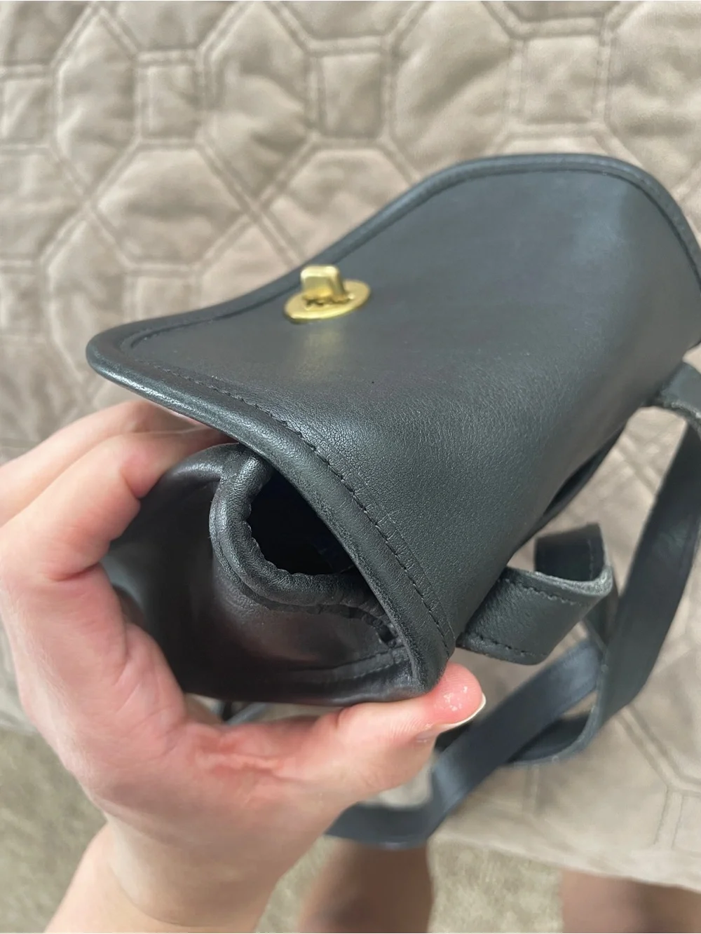 Vintage Coach Black Sidepack Style 9978